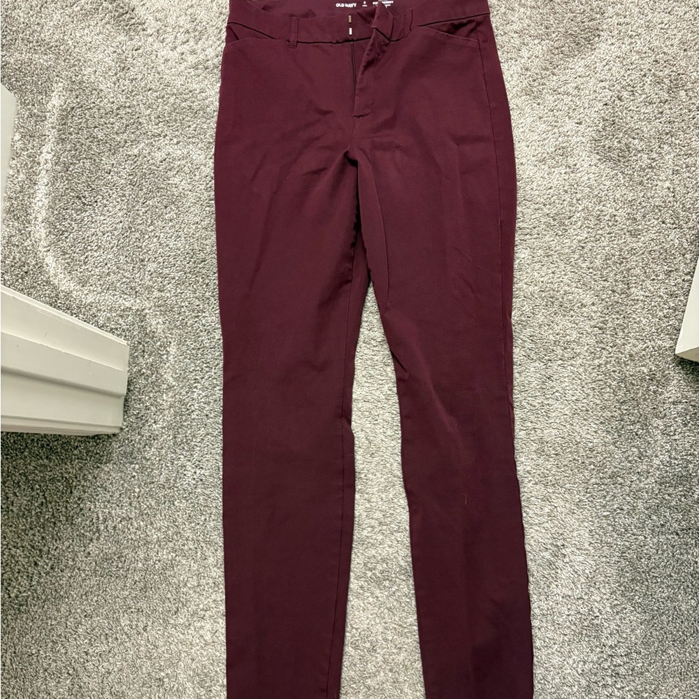Old Navy Women's Skinny Pants - Burgundy